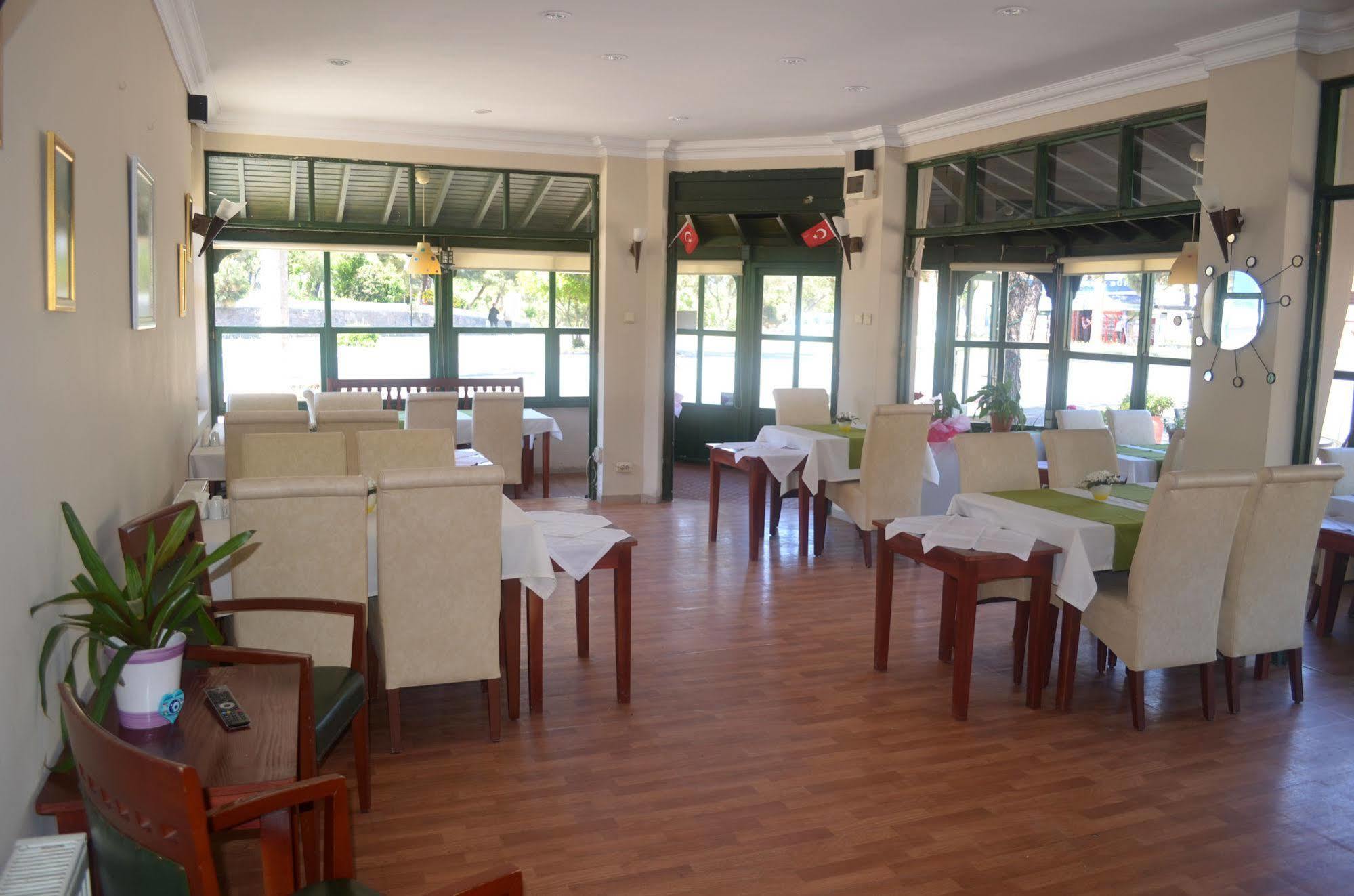 Silva Hotel Ayvalı Exteriör bild