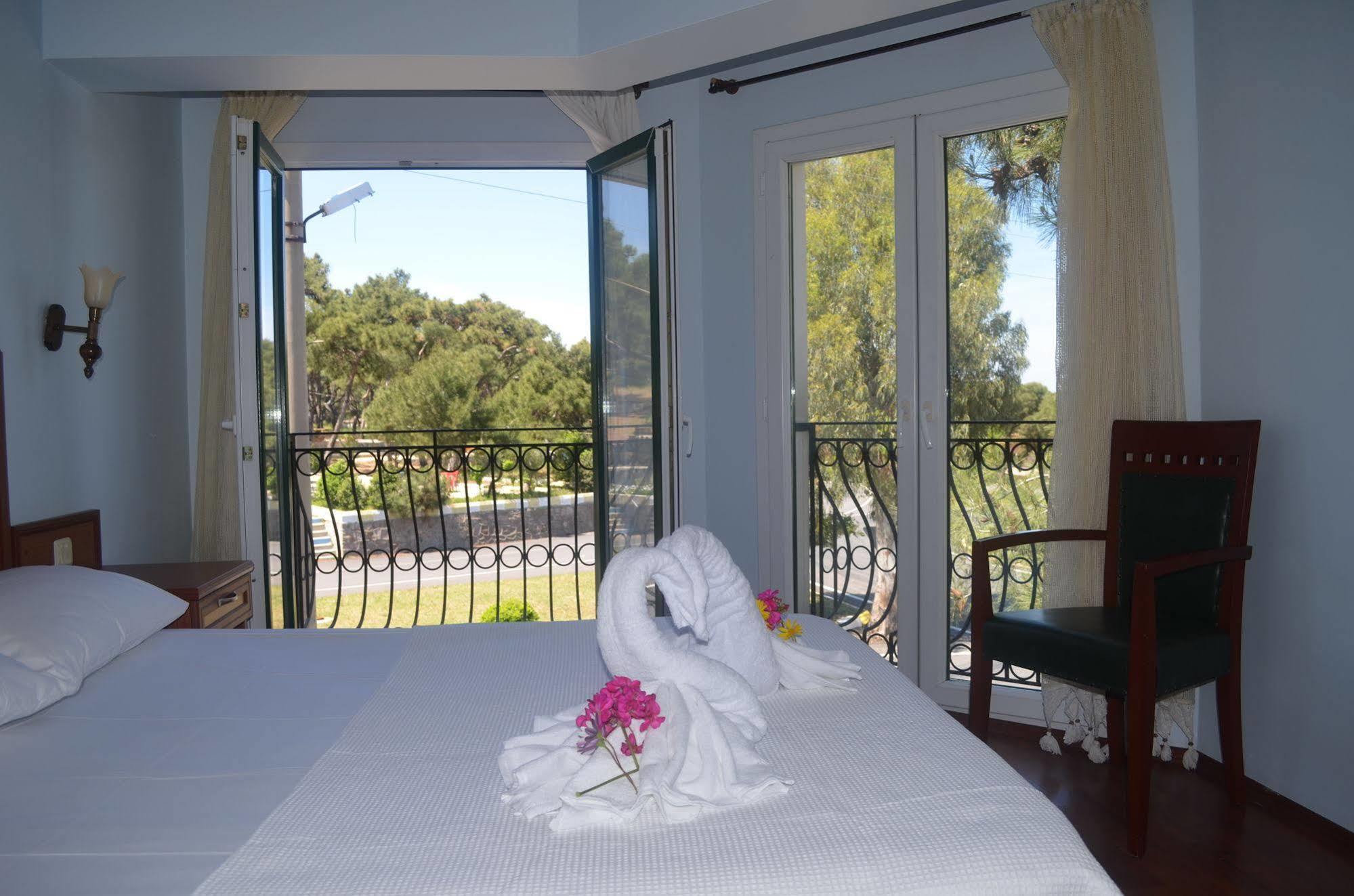 Silva Hotel Ayvalı Exteriör bild