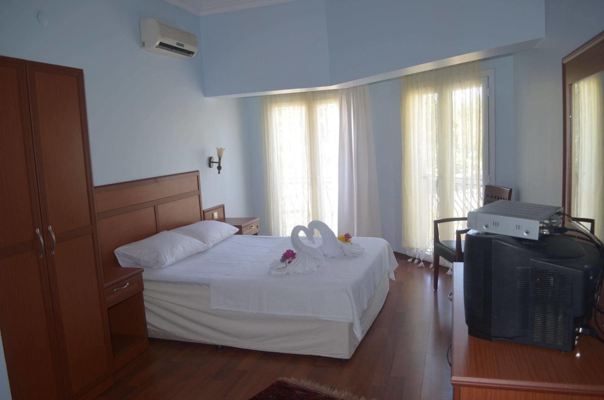 Silva Hotel Ayvalı Exteriör bild