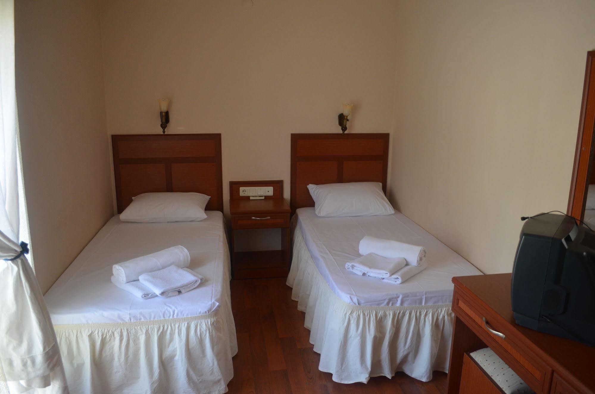 Silva Hotel Ayvalı Exteriör bild